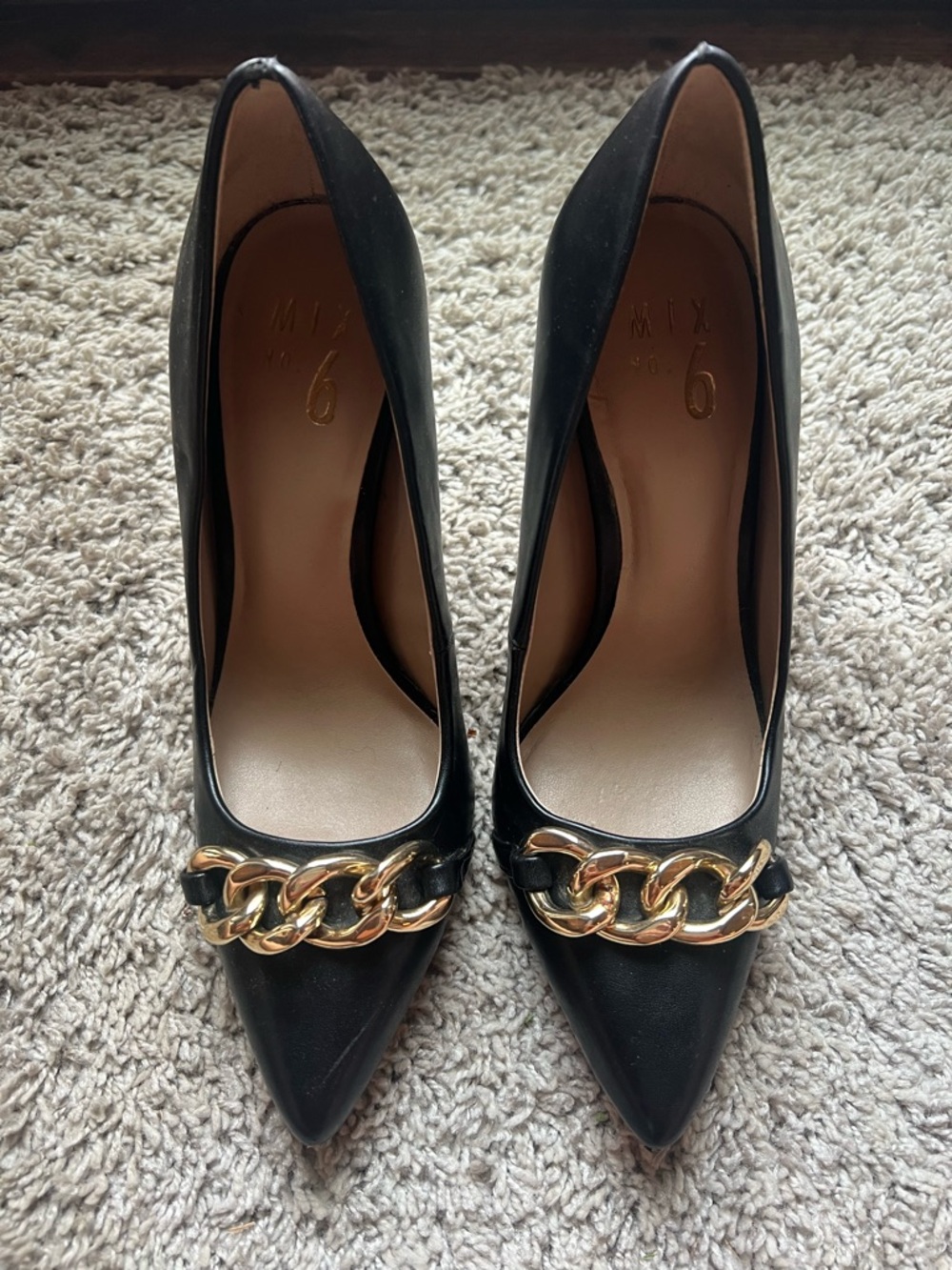 Mix No. 6 Black Pointed Toe Chain Pumps Heels